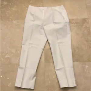Woman’s white pants